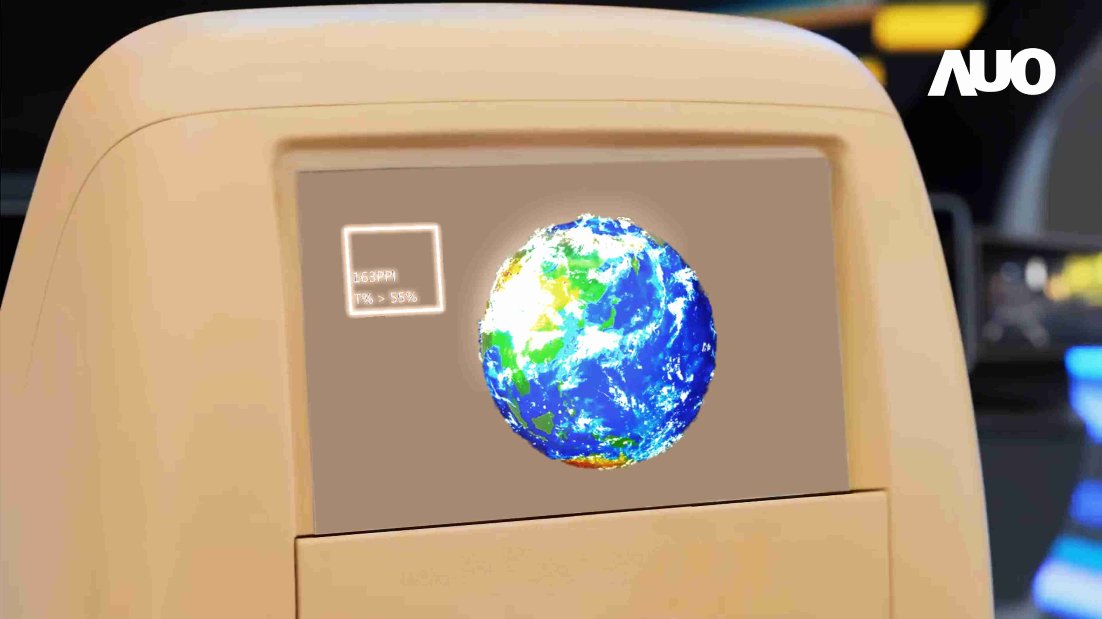 尊龙集团突破设计与制程挑战，，，，推出全球最高分辨率163ppi的13.5吋透明Micro LED面板，，，并积极布局智能车市场，，，，以期拓展透明显示应用的可能性