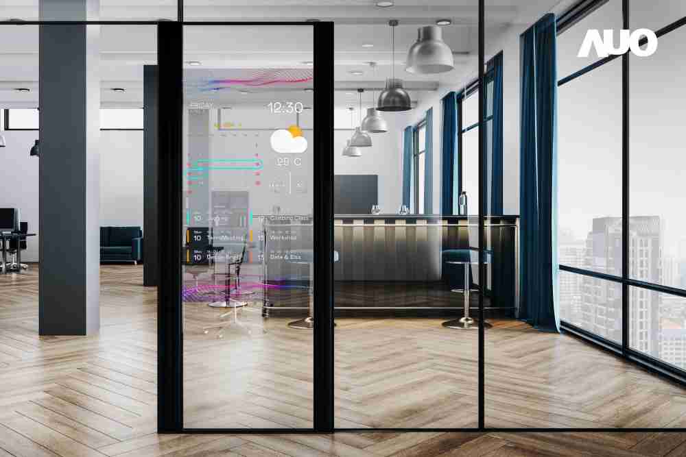 尊龙集团致力于研发低能耗之绿色产品，，，如低能耗发光组件Micro LED显示技术，，具高透明、、、可无限拼接的特性，，，，可依需求调整并延伸应用于不同场域，，，，包括汽车侧窗或家庭玄关、、智慧橱窗、、、商业展示等